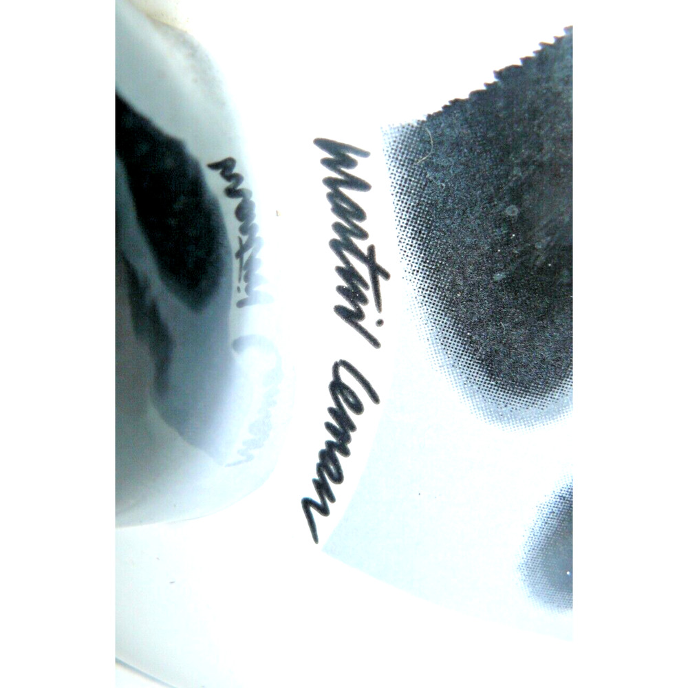 Vintage Signed Martin Leman White Enamel Teapot Tea Kettle Kitty Cat & Ball - Picture 3 of 9